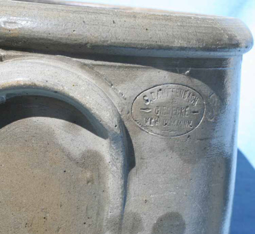 Dauffenbach_&_giesecke_new_ulm_minn_3_gallon_crock_stamp.jpg