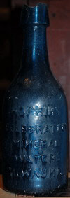 Hopkins mineral water Milwaukie Pontiled bottle